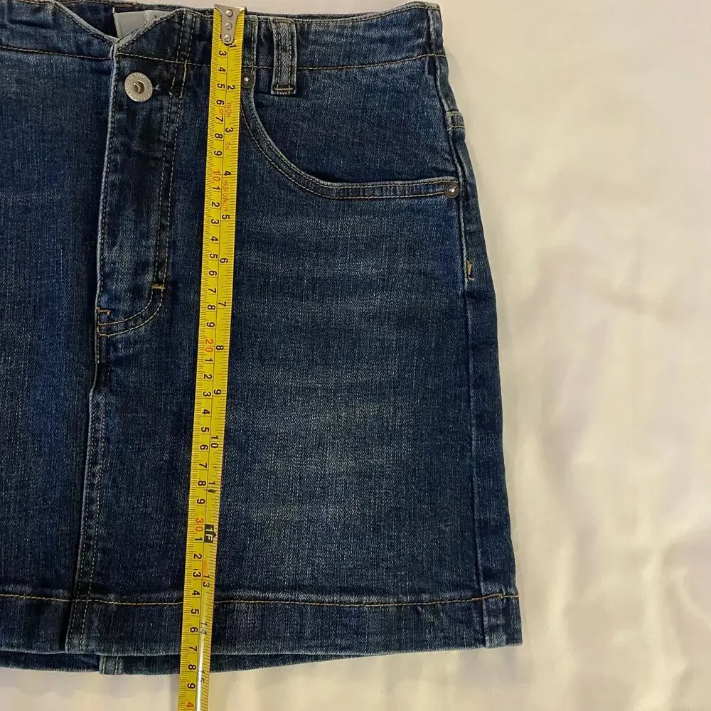 Free People We the Free Dark Blue Wash Denim Mini Skirt Womens Size 28 Whiskers
